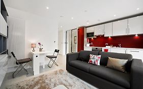Cool Dalston Studio With Balcony And Gym